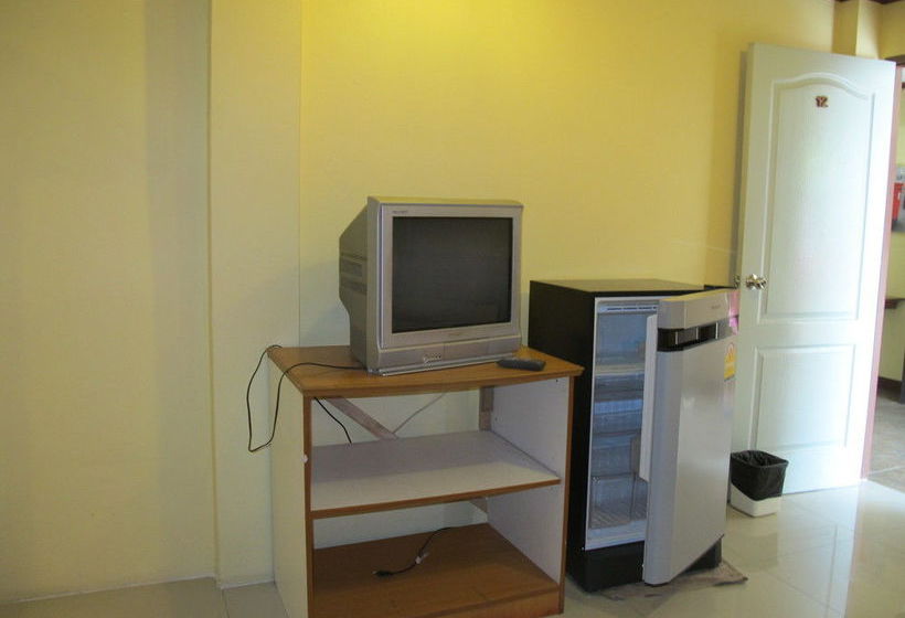 بنسيون Aura House