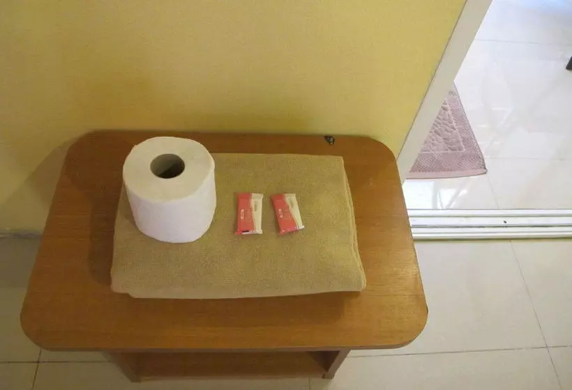 膳宿费 Aura House