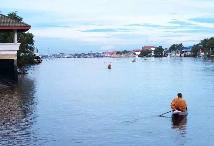 펜션 Baan Siriporn Resort   โรงแรมบ้านศิริพร รีสอร์ท