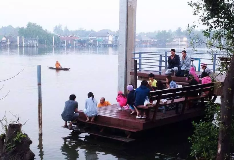 펜션 Baan Siriporn Resort   โรงแรมบ้านศิริพร รีสอร์ท