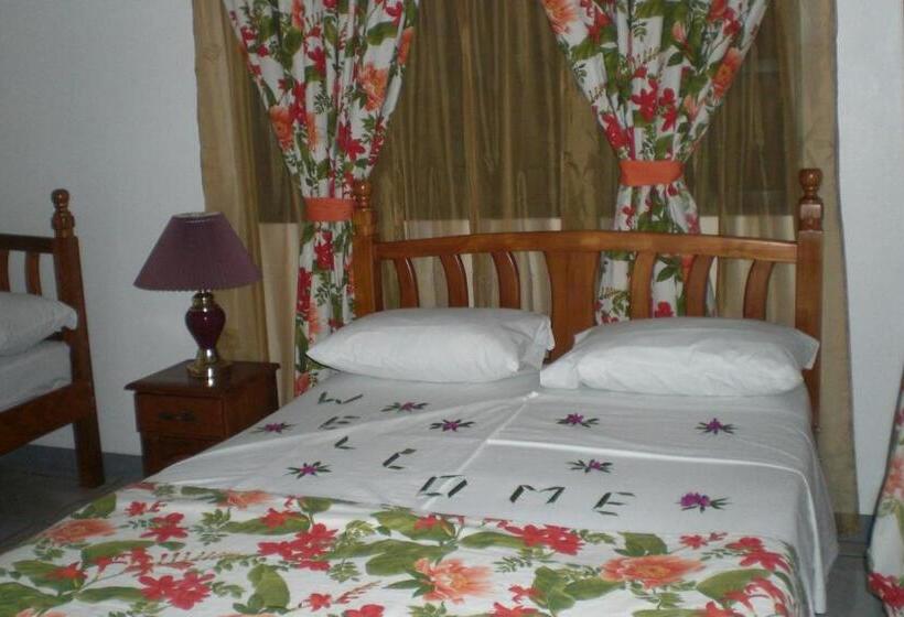 پانسیون Top Ranking Hill View Guesthouse