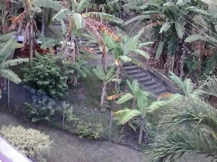 پانسیون Top Ranking Hill View Guesthouse