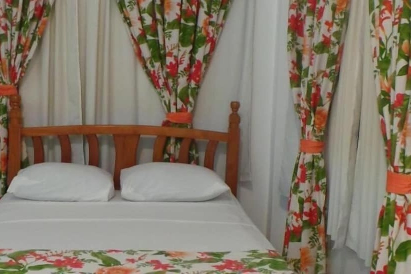 پانسیون Top Ranking Hill View Guesthouse