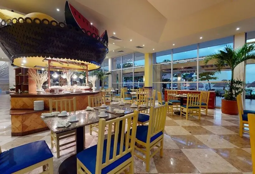 Royal Select At Grand Park Royal Cancún   All Inclusive   Adults Only