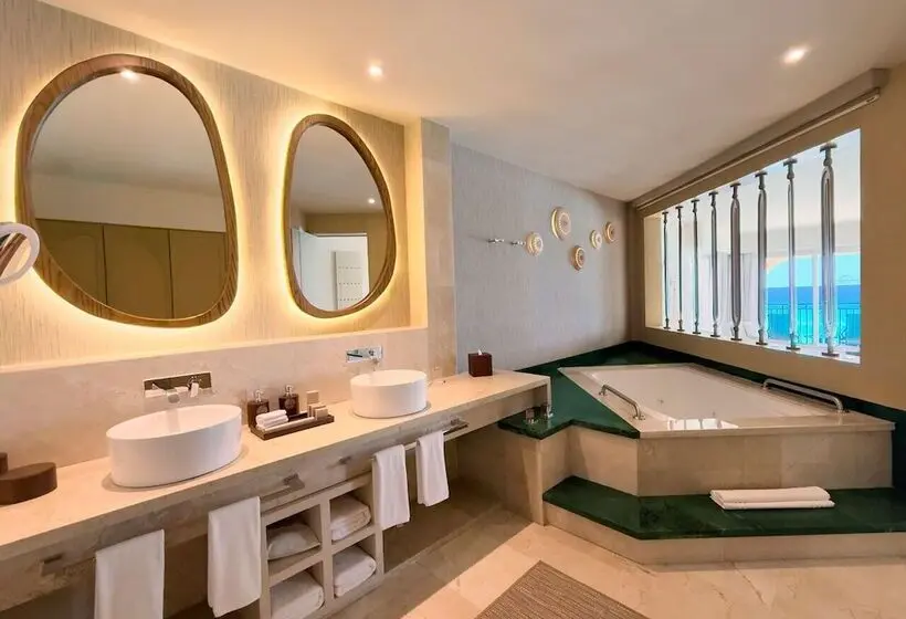 Royal Select At Grand Park Royal Cancún   All Inclusive   Adults Only