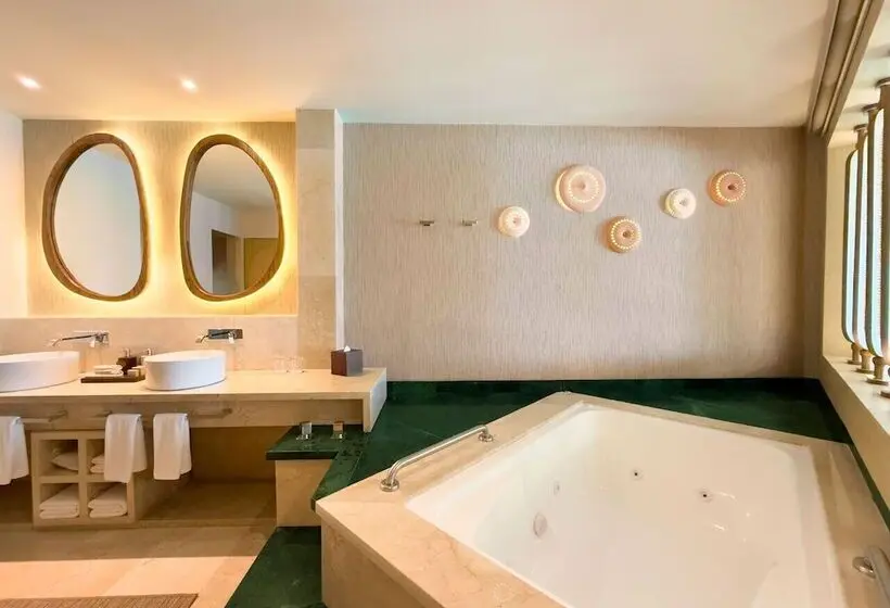 Royal Select At Grand Park Royal Cancún   All Inclusive   Adults Only