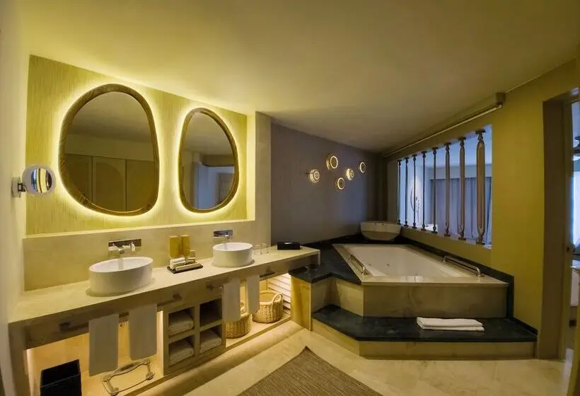 Royal Select At Grand Park Royal Cancún   All Inclusive   Adults Only