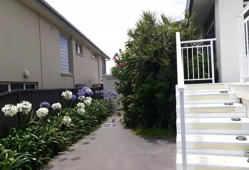 Shutters By The Sea Kiama