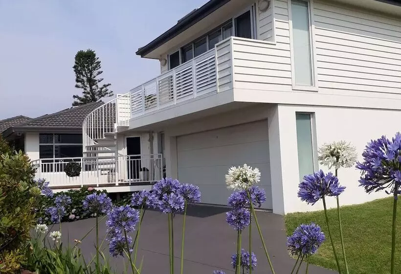 Shutters By The Sea Kiama