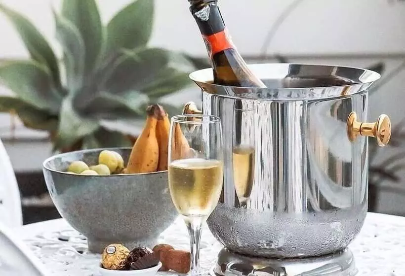 Shutters By The Sea Kiama