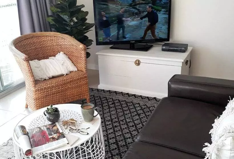 Shutters By The Sea Kiama