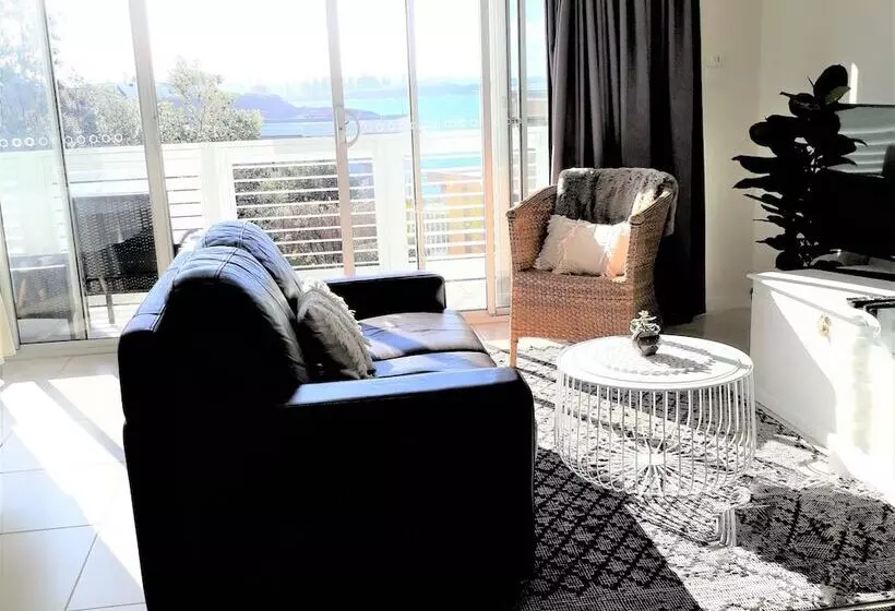 Shutters By The Sea Kiama