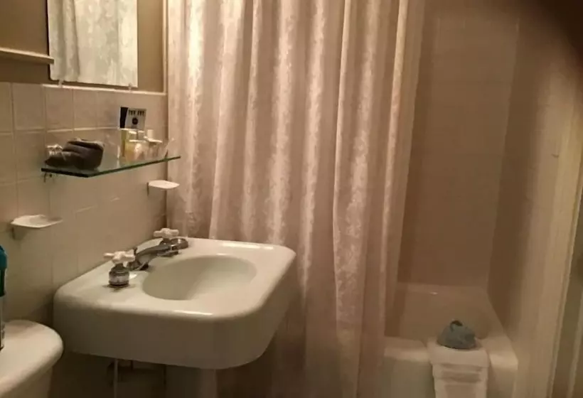 Aamiaismajoitus (B&B) Brookview Manor Inn