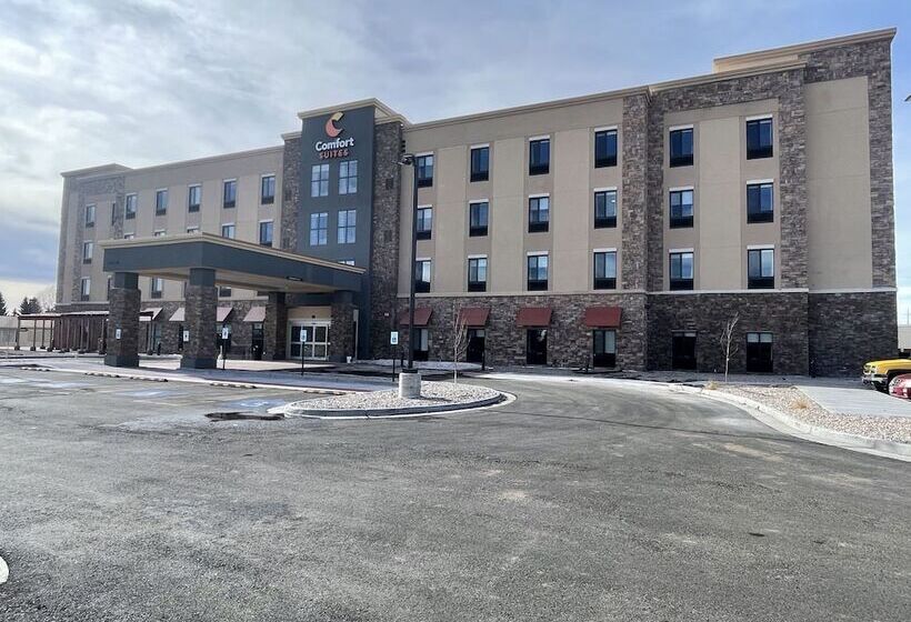 هتل Comfort Suites Cheyenne
