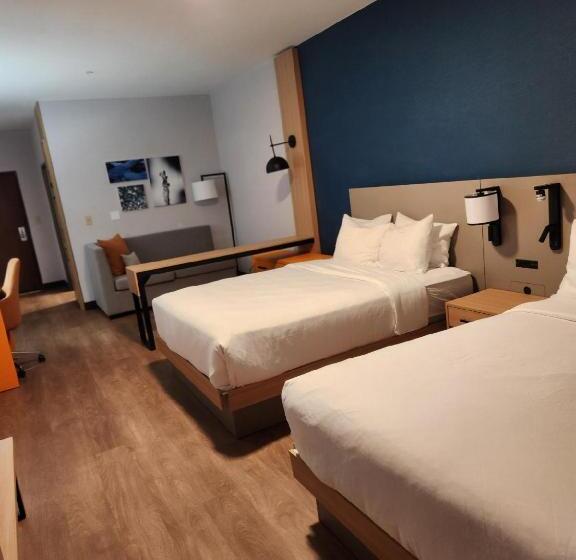 هتل Comfort Suites Cheyenne