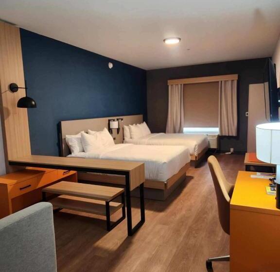 هتل Comfort Suites Cheyenne