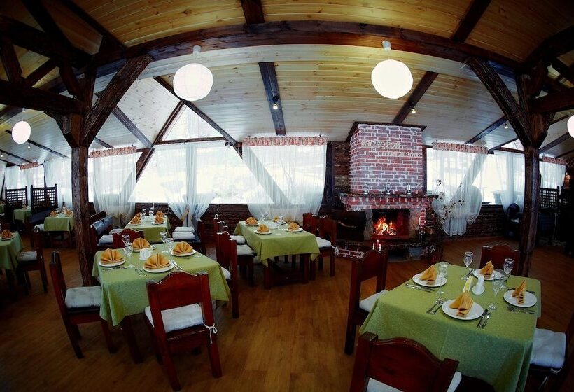 בית מלון כפרי Golden Beach