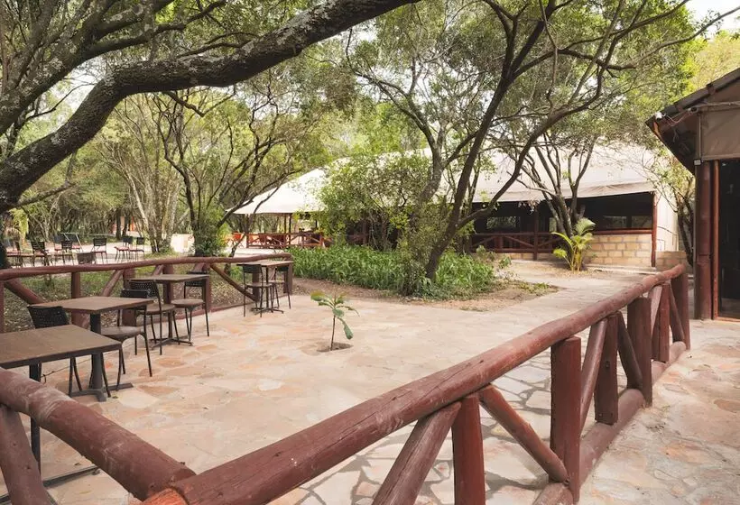 هتل Mara Kimana Camp