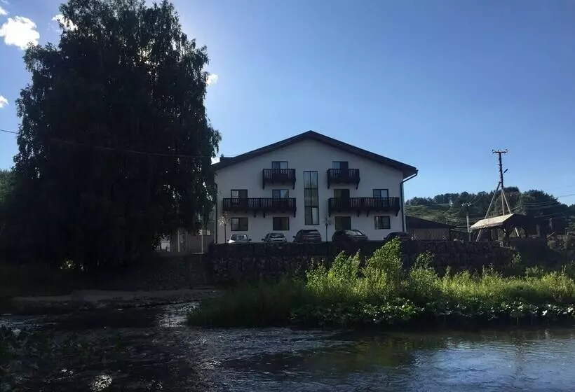 ホテル Marichalet