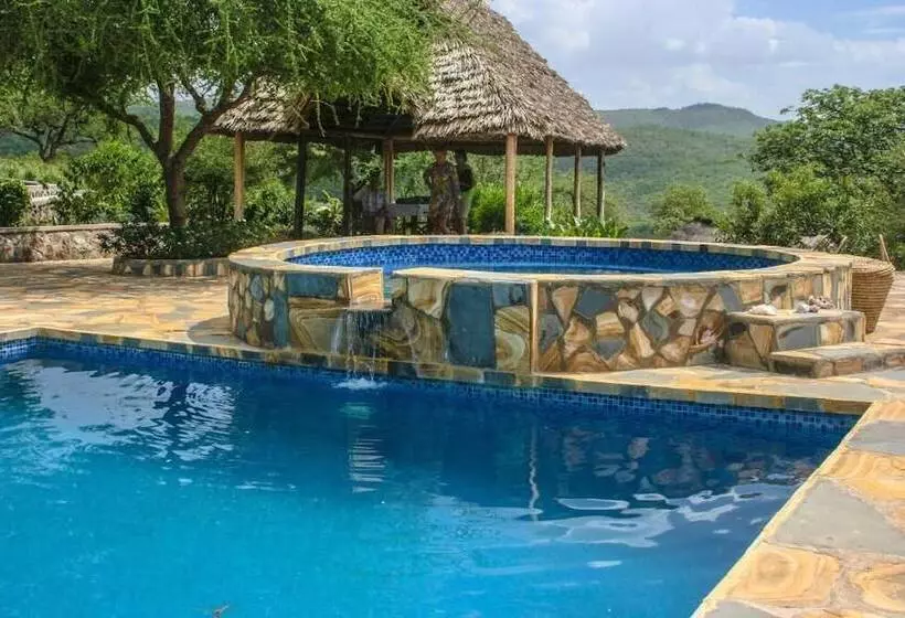 Hotelli Morona Hill Lodge