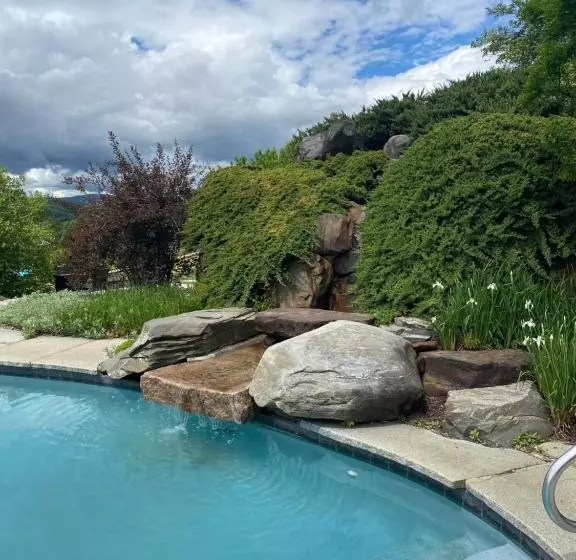 Hotelli The Wildflower Inn