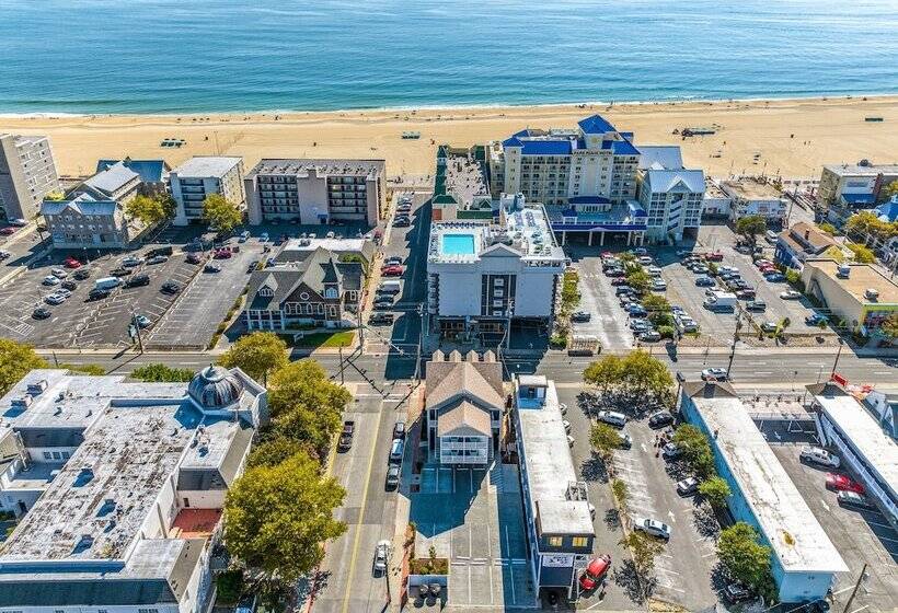 فندق على الطريق Beach Bum Inn