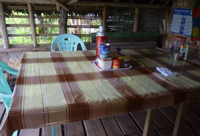 پانسیون Yasur View Bungalows