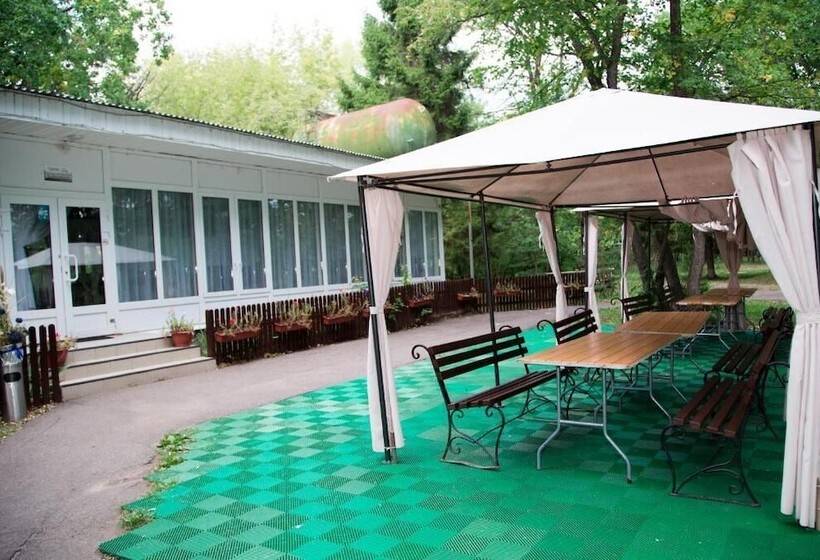 אתר נופש Alye Parusa