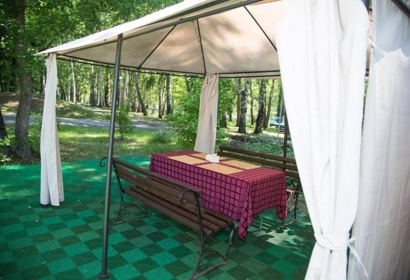 אתר נופש Alye Parusa