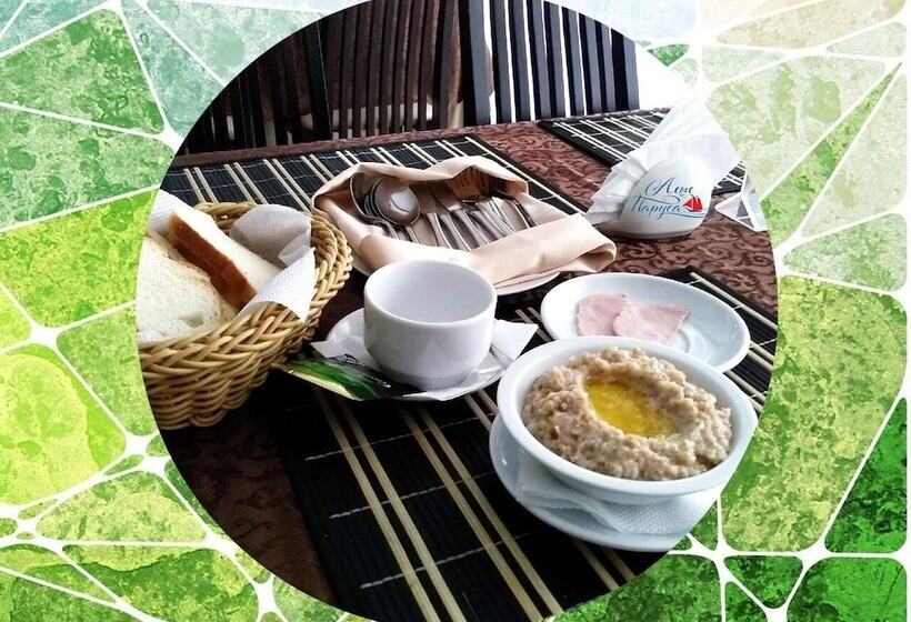 אתר נופש Alye Parusa