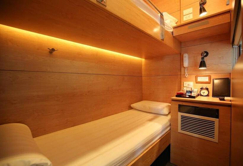 הוסטל Vatc Sleep Pod Terminal 2