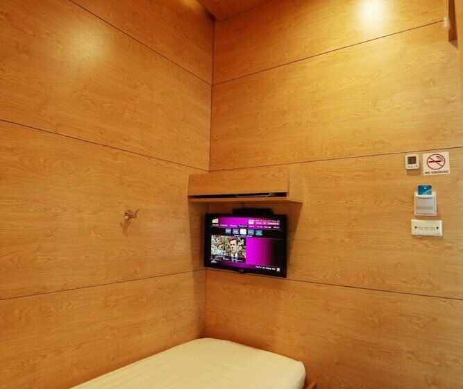 הוסטל Vatc Sleep Pod Terminal 2