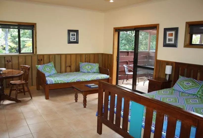 Anson Bay Lodge