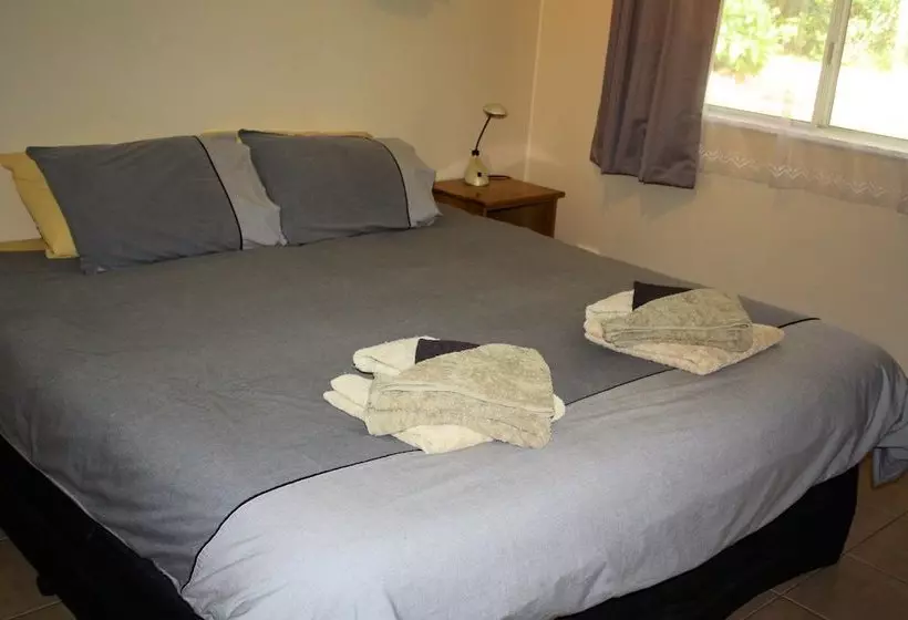 Anson Bay Lodge