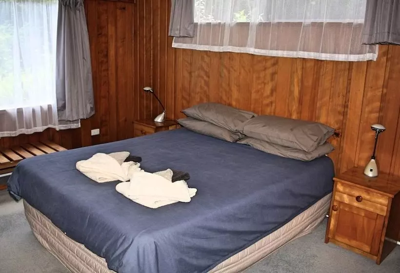 Anson Bay Lodge