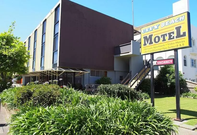 City Beach Motel