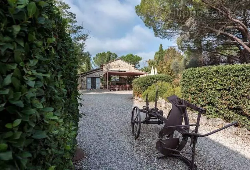 ホテル Fattoria Agriturismo Nerbona