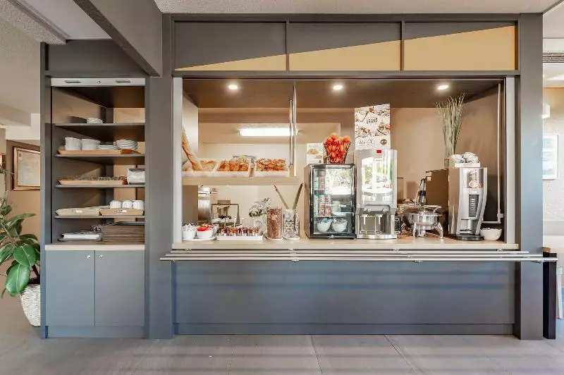 B&b Hotel Toulon Ollioules