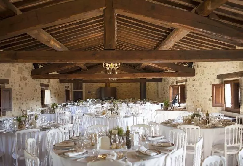 هتل Borgo Colognola   Dimora Storica