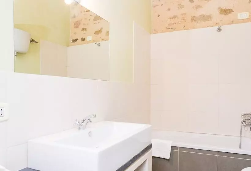 هتل Borgo Colognola   Dimora Storica