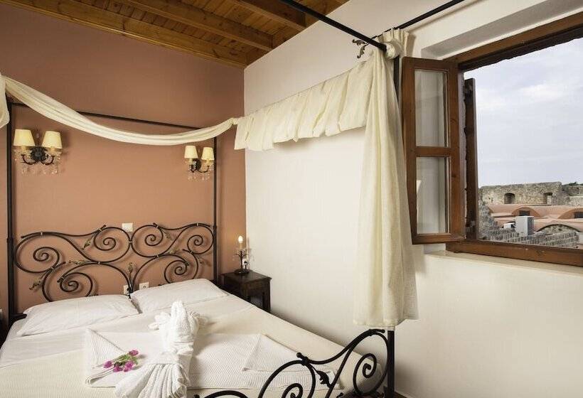 فندق Camelot Traditional & Classic