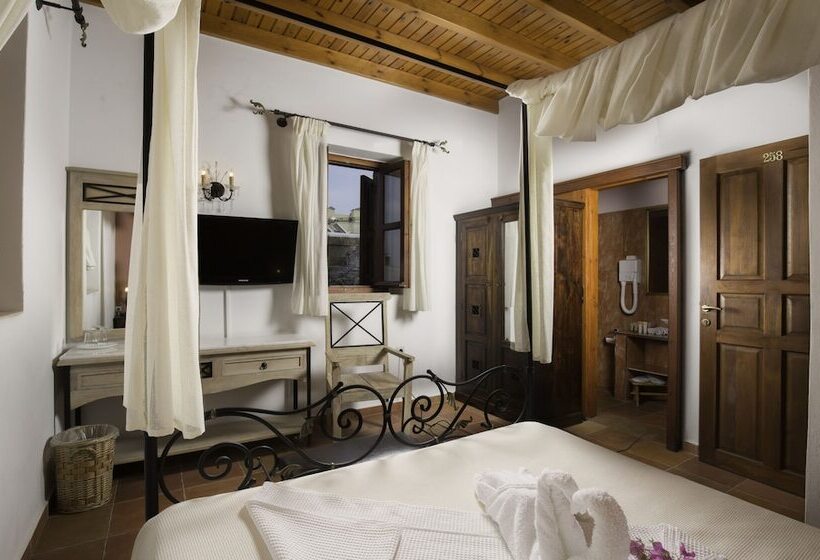 فندق Camelot Traditional & Classic