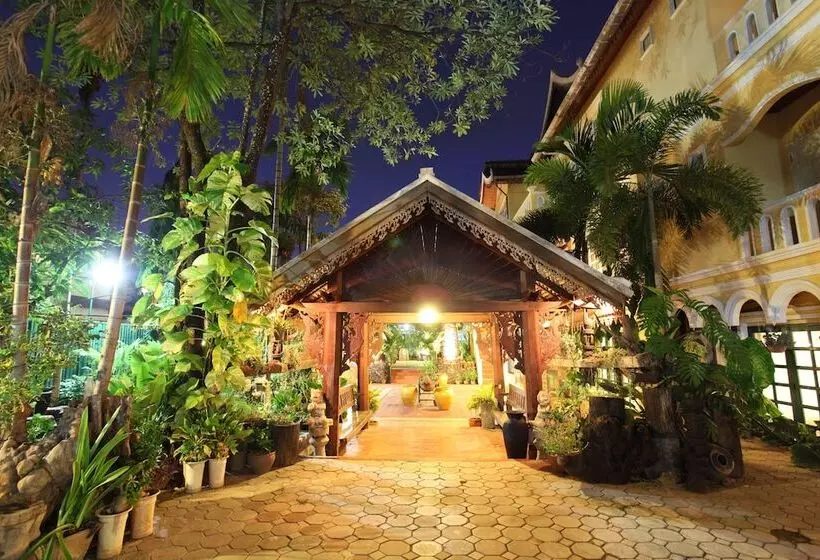 هتل Chandara Boutique