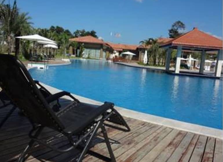 בית מלון כפרי Dork Jumpa