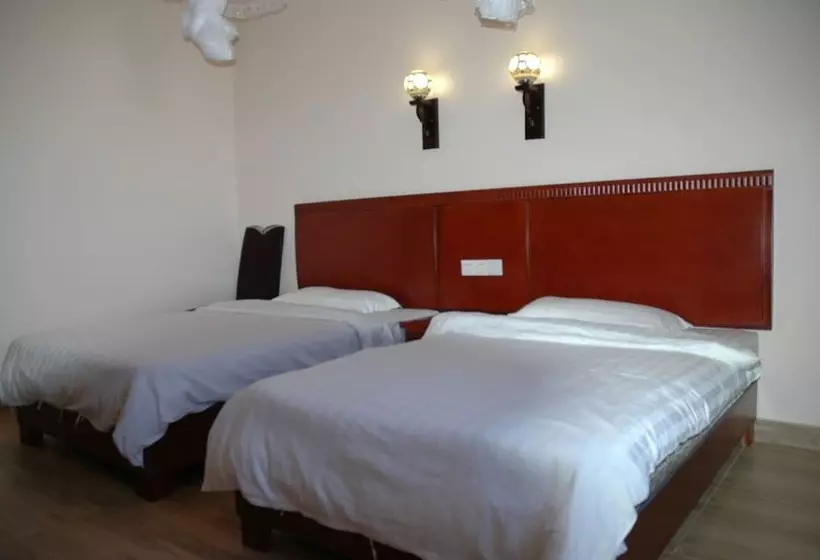 ホテル Golden Chopstick