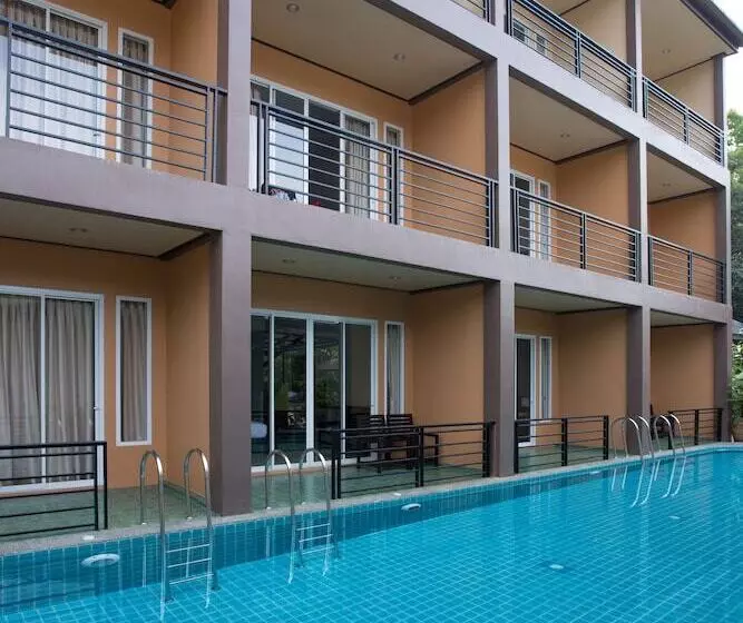 בית מלון כפרי Khaolak Suthawan Resort   Sha Plus