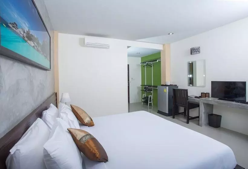 בית מלון כפרי Khaolak Suthawan Resort   Sha Plus