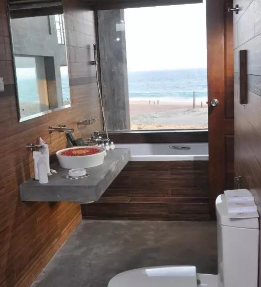 فندق Laya Safari Resorts & Spa