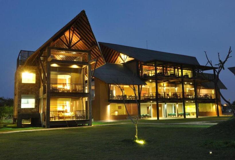 酒店 Laya Safari Resorts & Spa