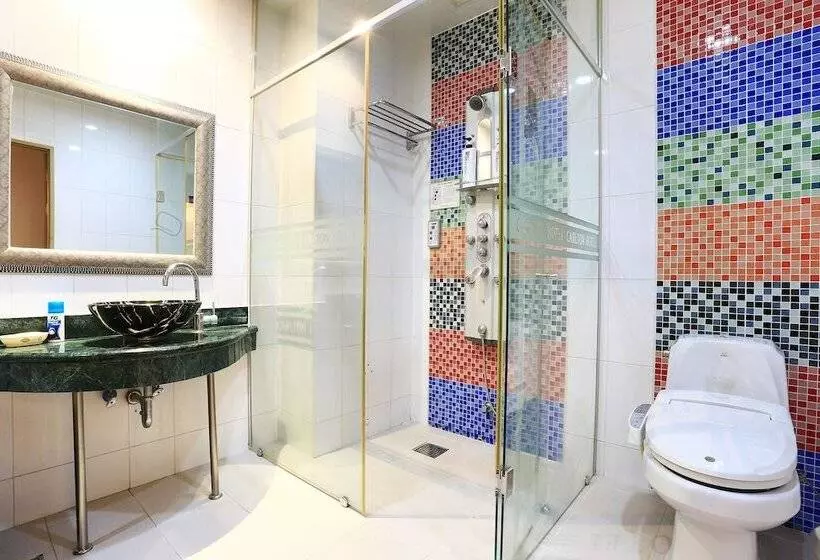 בית מלון כפרי Carlton